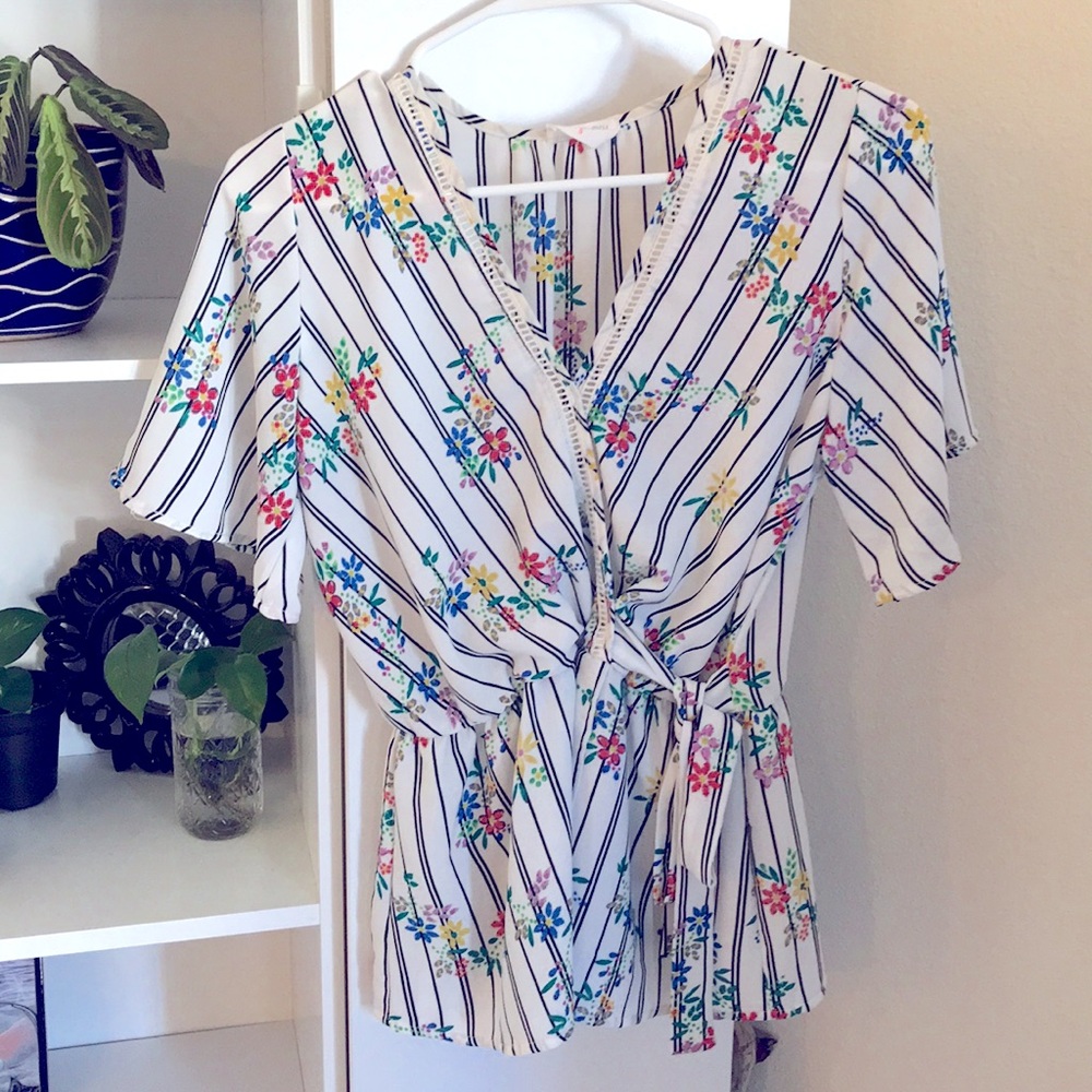 Sienna Sky blouse size s